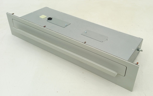 Rittal SM 6002.109 Встраиваемый выдвижной ящик для клавиатуры Клавиатура Раскладка клавиатуры 00