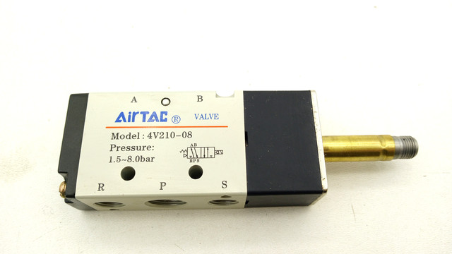 AIRTAC 4V210-08 CG صمام مغناطيسي 5/2 طرق G1/4" 24V DC – صمام هوائي