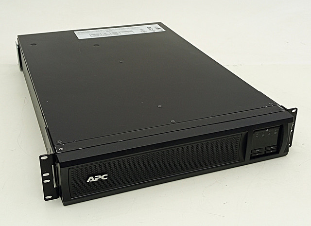 APC Smart‑UPS SMX3000RMHV2UNC UPS 3000VA defective without battery Hobbyist Spare Part