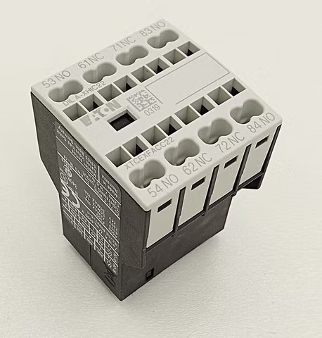 5x Eaton DILA-XHIC22 XTCEXFACC22 auxiliary contact module