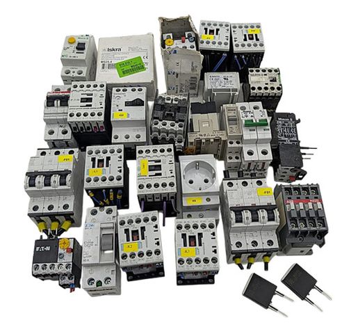 27x lot of circuit breakers Iskra Moeller Eaton Ensto Siemens