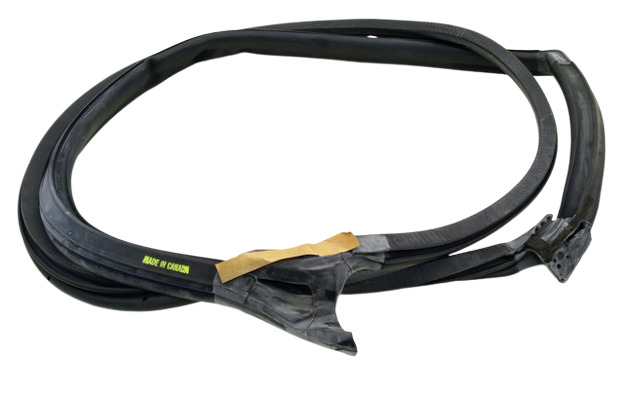 GM 10262724 Weatherstrip Side Door 5.20×17.50×17.20 Inch