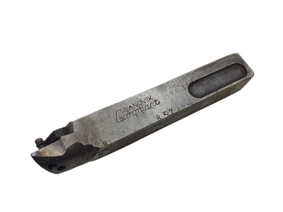 حامل أدوات القطع القابلة للتبديل R57 من Sandvik Coromant