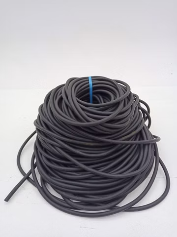 Logo ohne GmbH 100m langes schwarzes Schleuder Gummischlauch