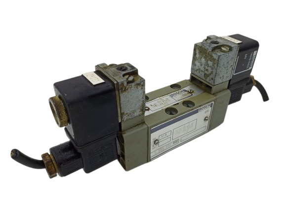 Bosch 0 820 024 502 Pneumatic Solenoid Valve
