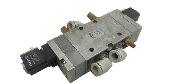 Festo 19707 MFH-5/3G-3/8-B Solenoid Valve MFH53G38B