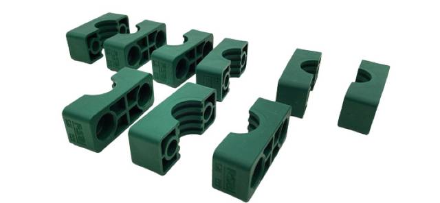 9x Heavy Duty Pipe Clamps With Ribbed Inner Surface