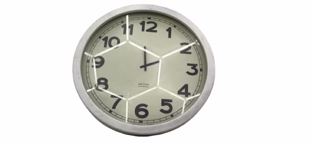 Karlsson Giant Aluminiumgehäuse Analoge Wanduhr