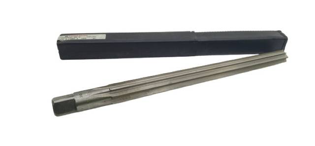 Titex Plus F3317 DIN 9 HSS Ø20.0mm ручная развертка F 3317