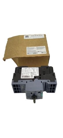 Siemens 3RV2021-1HA20 Circuit Breaker 3 Pole 5.5-8 A