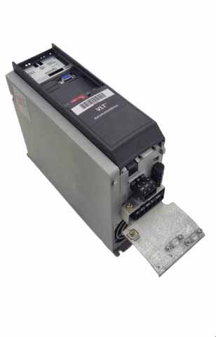 Danfoss 131B0045 FC302PK75T5E20H1BG Drives Frequenzumrichter