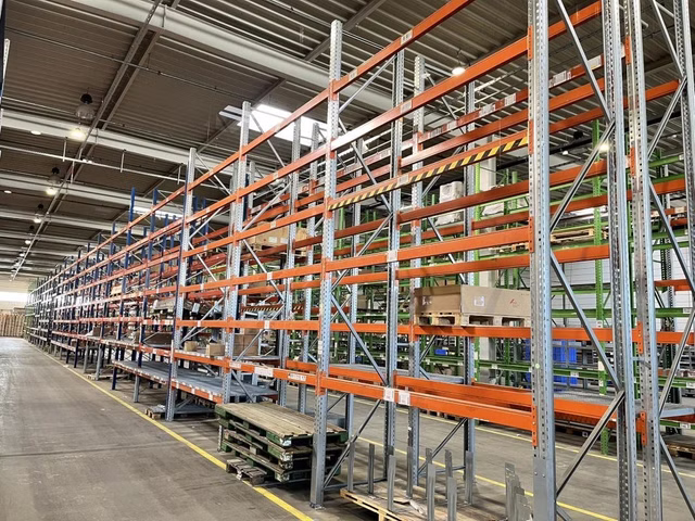 2.7m Palettenregal SSI SCHÄFER 2700mm Feld 13500kg H5,5m 