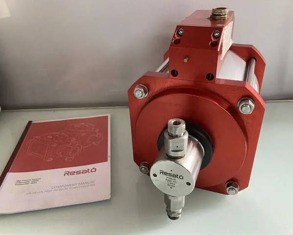 Resato P200-100-2 air-operated double-acting high-pressure pump pump