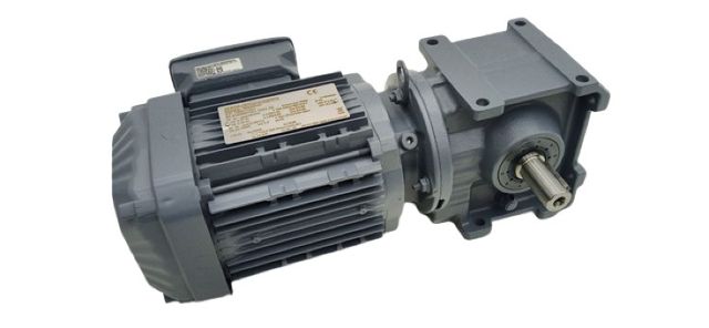 Мотор-редуктор Sew-Eurodrive S37 DRN71M4 220–240V 380–415V