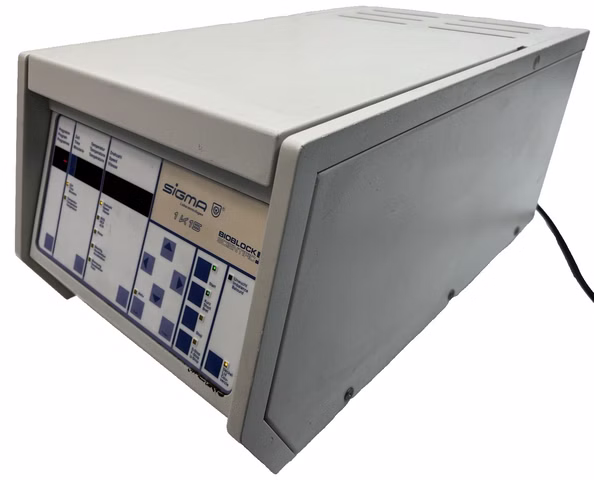 Sigma 1K15 Bioblock Zentrifuge Laborgerät Tischzentrifuge