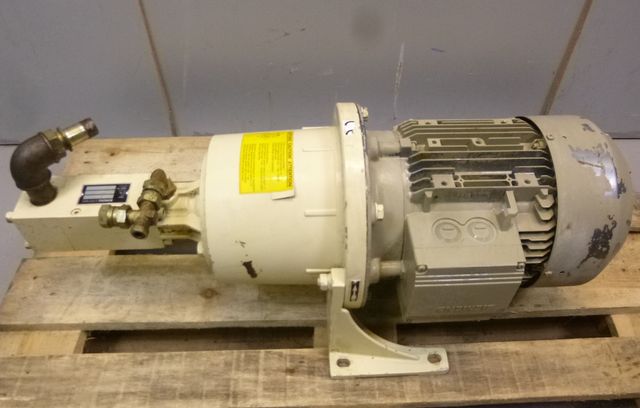Knoll KTS-25-60-F-G Screw Spindle Pump Motor Siemens 7.5 kW