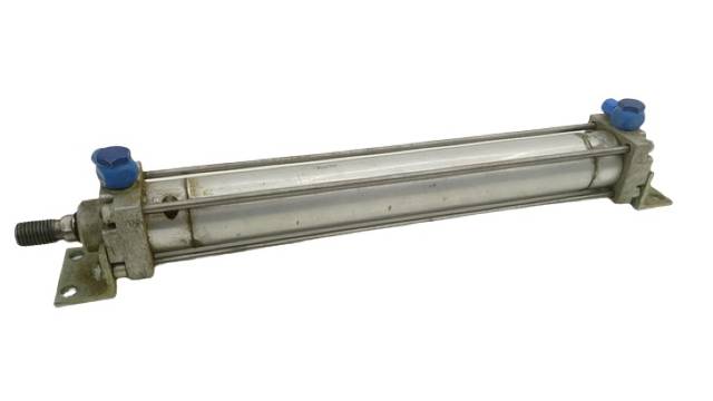 Pneumatic cylinder with pull rod and mounting brackets