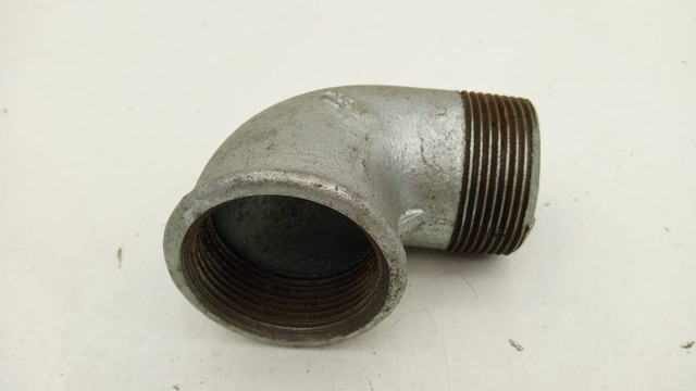 050 016 000 333 TF-V92-1 1 2 Pipe Fitting Elbow External Thread