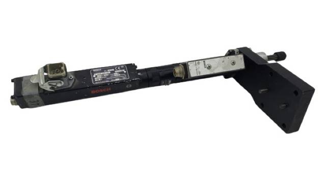 Bosch 0 608 701 001 0608820081 12Nm 230V 5.7A Screw Unit