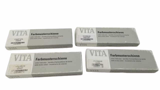 4x Vita Omega 900 Farbmusterschiene Metallkeramik
