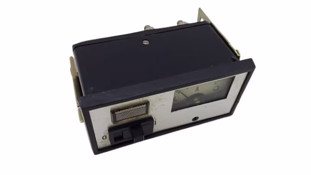 9404.303.30121 Einbau Amperemeter Analoganzeige