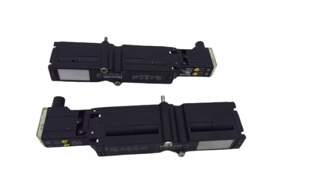2x Rexroth 0820056501+1827414896 Magnetventil 24V DC