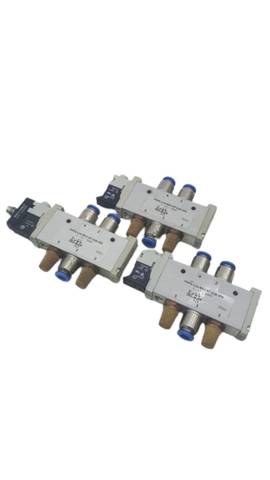 3x Festo VUVG-L14-M52-AT-G18-1P3 صمام لولبي 5/2 الاتجاهات