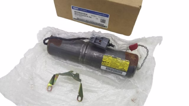 Ford 5773311 5R33-63042A16-AA Airbagmodul Inflator Modul