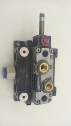 69701_2.jpg 69701_2.jpg