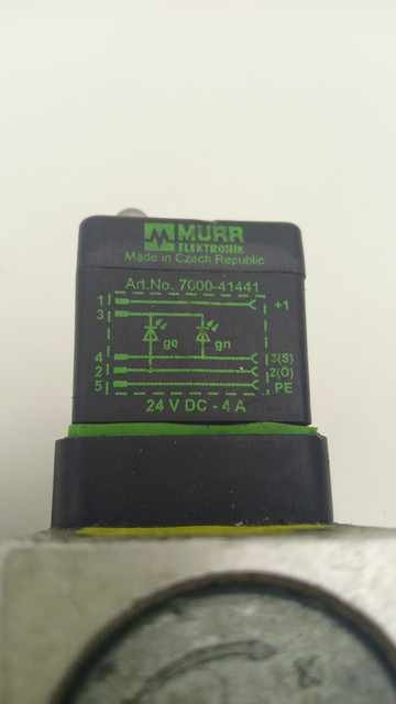70052_4.jpg