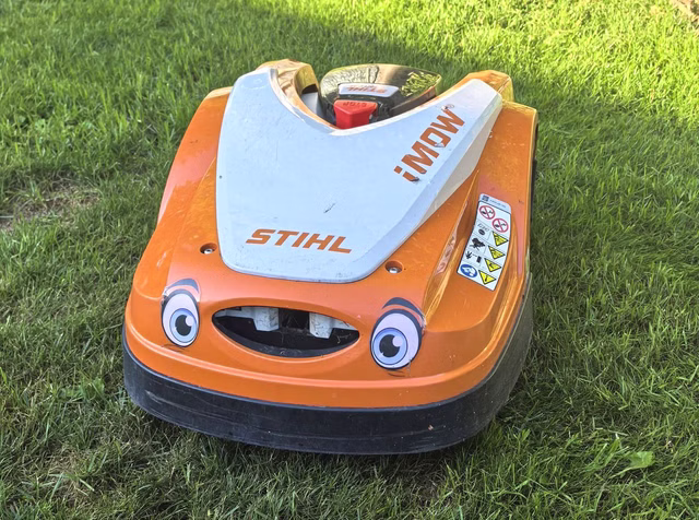 STIHL iMOW RMI 422.2 Mähroboter + ADO 402/500 Dockingstation Ladestation 2022