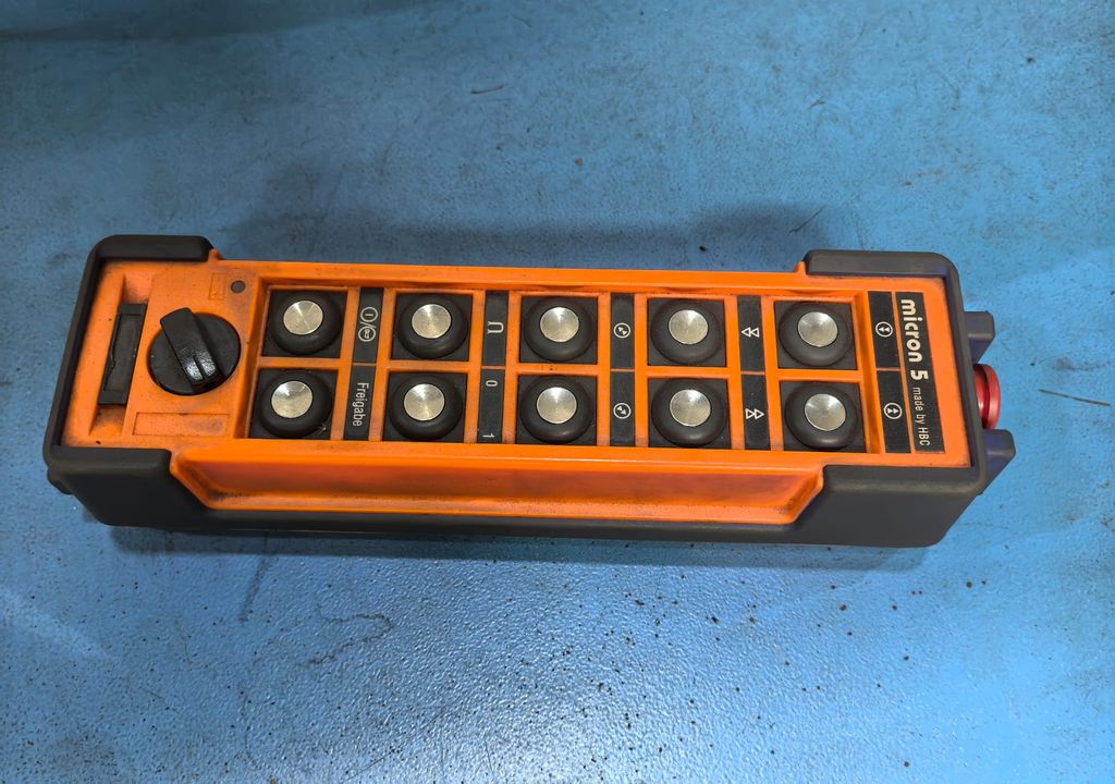 70445_4.jpeg 70445_4.jpeg