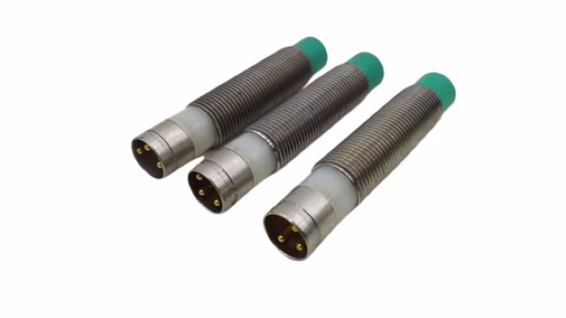 3x Pepperl+Fuchs Y15544 Induktivsensor M18