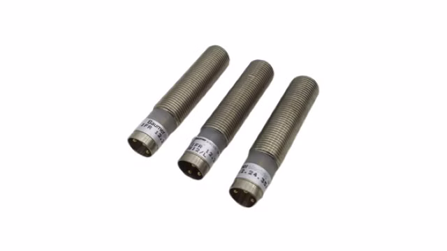 3x Baumer IFR 12.24.35 Induktive Näherungssensoren