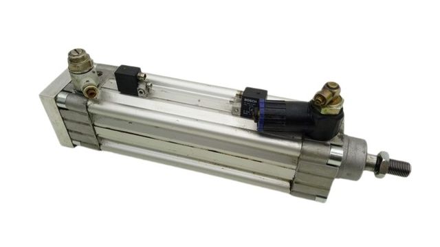 Bosch Rexroth 0822 353 006 Pneumatic Cylinder Ø63 H160