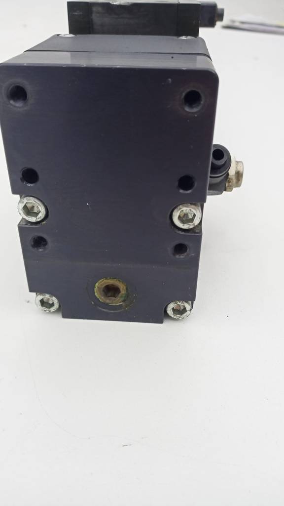 71806_5.jpg