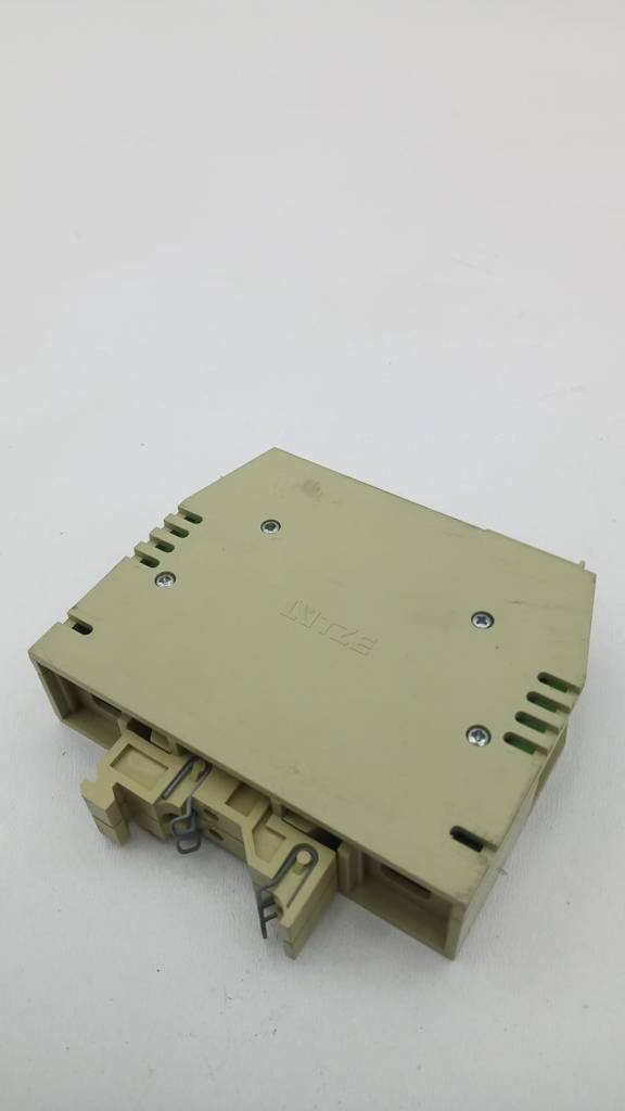 72030_3.jpg 72030_3.jpg