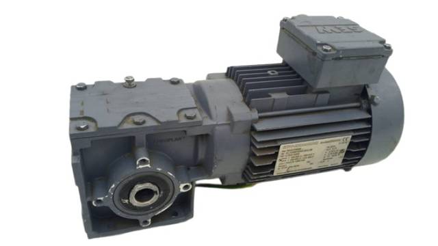 محرك تروس SEW Eurodrive 01.1258875303.0011.08 WA30DT80N4