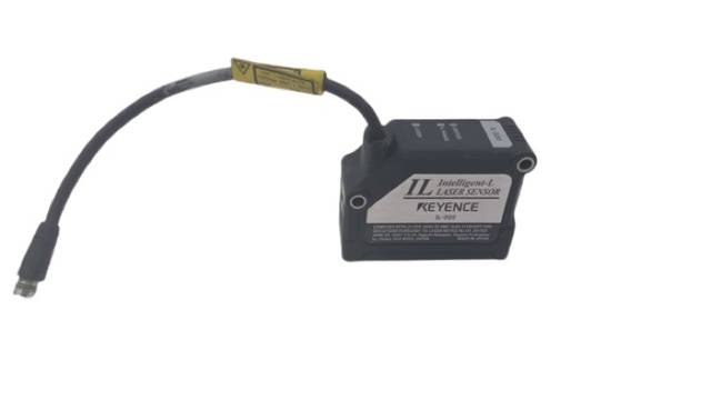 Keyence IL-300 Intelligent Laser Sensor IL300