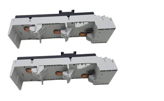 2x Rittal SV 9340.720 RiLine60 Device Adapter 40A 690V AWG 8