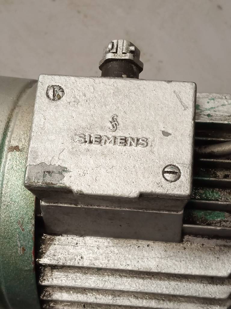 73052_5.JPG