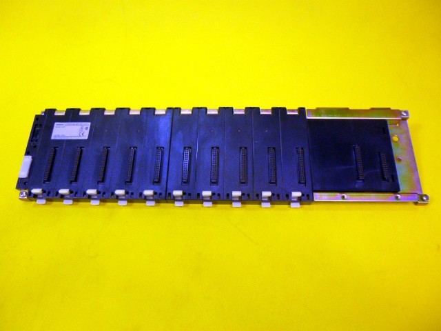 Базовый блок ЦП Omron C200HW-BC101-V1 C 200 HW BC 101 V1 C200HWBC101V1