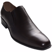 Men's leather Shoes Brown The front view of durable men's business shoes in brown is handcrafted with a block heel from the finest cowhide leather. Perfect for German-style wear, these leather shoes are available for online purchase with free delivery.