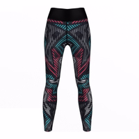 Rückansicht der Damen Fitness-Leggings – langlebig, feuchtigkeitsableitend und antibakteriell. Bequeme Leggings aus Polyester-Elastan für Training und Mode – ideal für aktiven Lebensstil und den Alltag.