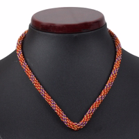 German Wear Traditionelle Kordelkette Vorderansicht der schwarzen Stachu German Wear Traditional Cord Chain mit feiner gedrehter Metallverarbeitung perfekt für Damen Oktoberfest Halsketten und Dirndl Anhänger elegantes Accessoire jetzt kaufen