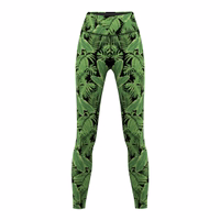 Vorderansicht der Damen Jungle Leaves Sport Yoga Leggings von German Wear aus flexiblem atmungsaktivem Stoff mit Kompression und Dschungel Design ideal für Sport Tanz und Alltag online kaufen
