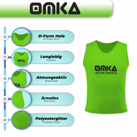OMKA 6-Pack Sport Bib Features Show of OMKA 6-Pack Sport Green Bib presenting elastic, stable fabric with D-Shape Neck, offering freedom of movement and breathability during intense training. Buy now.