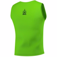 OMKA 6-Pack Sport Bib Back view of OMKA 6-Pack Sport Green Bib emphasizing comfortable fit, durable polyester mesh, and breathable design for all body types during sports practice. Buy now.
