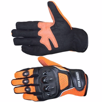 Bleiben Sie mit Bikerhandschuhen komfortabel und geschützt. Aus hochwertigem Textil mit Ledereinsätzen gefertigt, bieten diese orangefarbenen Handschuhe Thinsulate-Isolierung, Knöchelschutz und verstellbare Handgelenke. Ideal für Motocross.