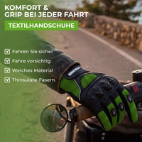 Motorcycle glove gripping handlebar with “Komfort & Grip bei jeder Fahrt” and feature checklist text